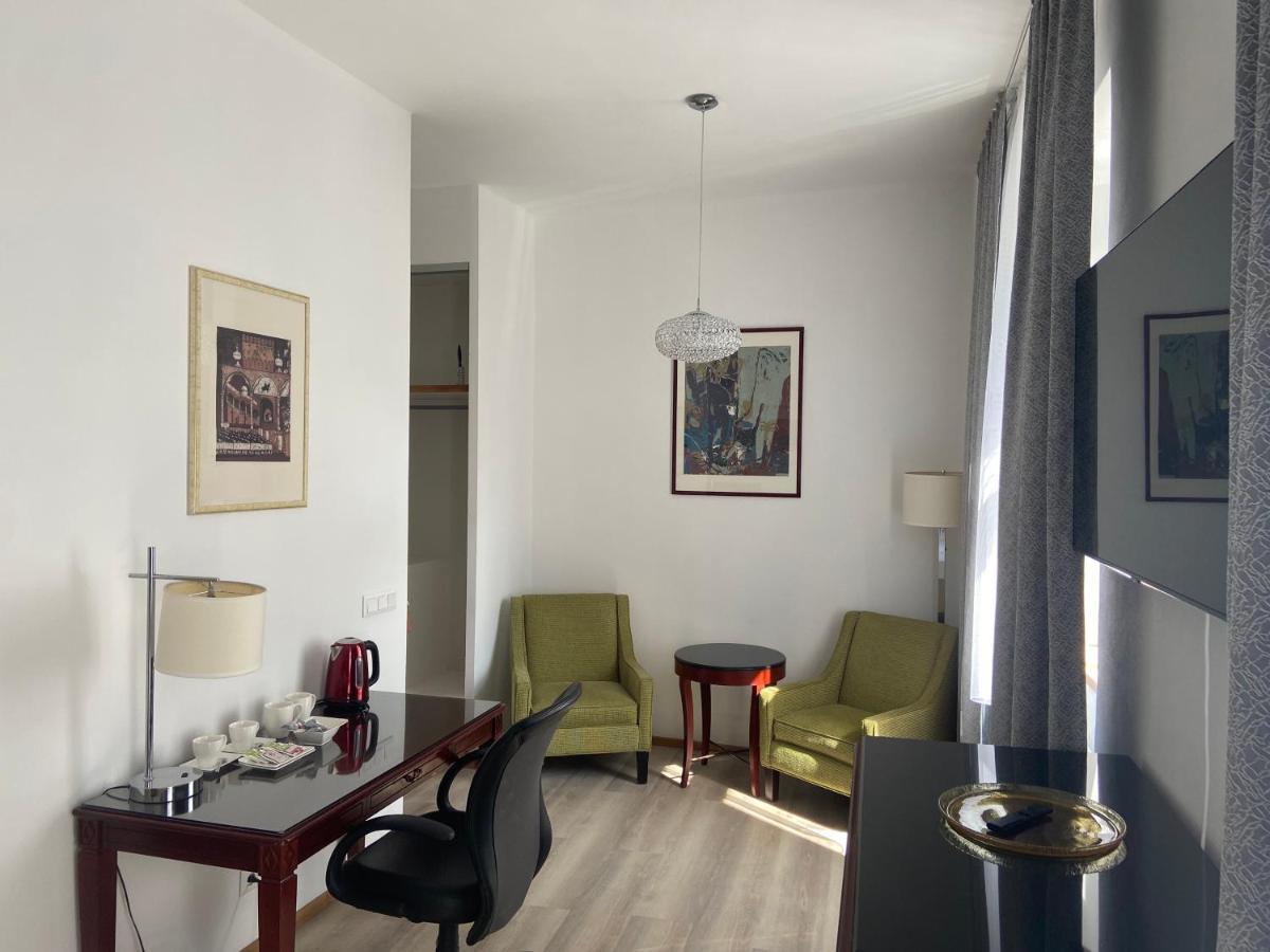 Aparthotel Slezak Litomyšl Eksteriør bilde