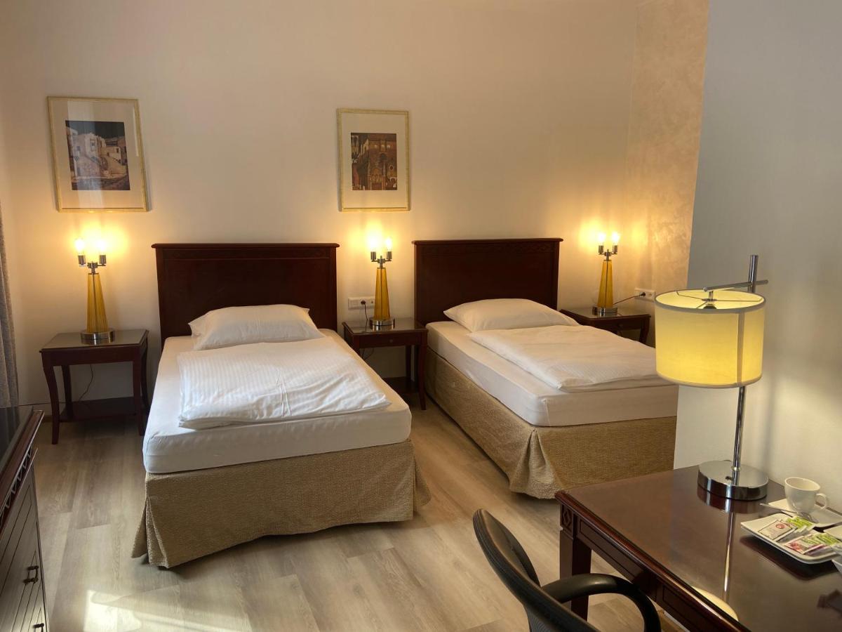 Aparthotel Slezak Litomyšl Eksteriør bilde