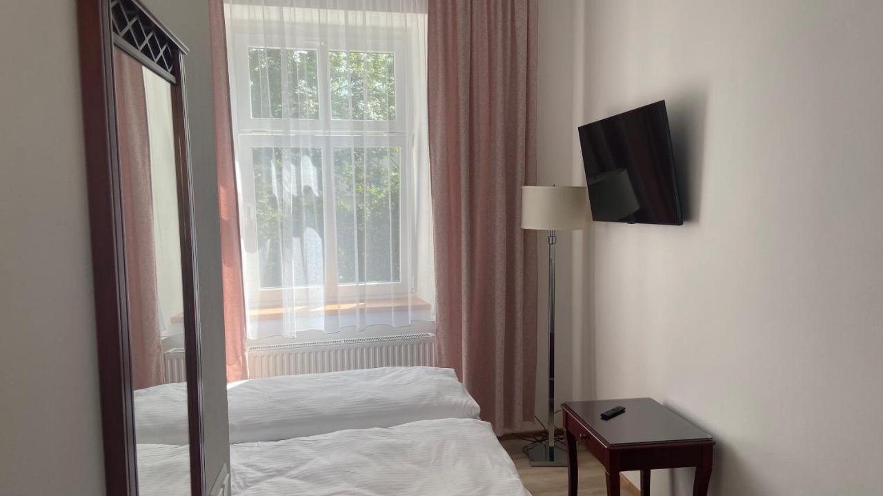 Aparthotel Slezak Litomyšl Eksteriør bilde